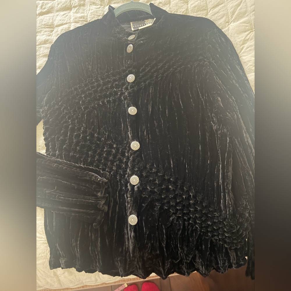 Elegant Black Velvet Women's Top